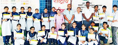 विद्यार्थी लक्ष्य को प्राप्त करने के लिए जीवन में रहें सकारात्मकः सुभाष