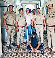 एक लाख की हेरोइन के साथ युवक गिरफ्तार