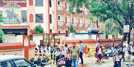 ग्रीष्म अवकाश के बाद स्कूलों में लौटी रौनक