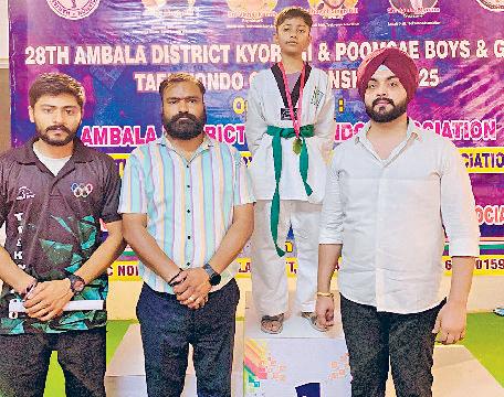 कुणाल ने जीता गोल्ड मेडल