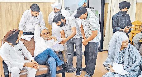 अंबाला शहर के कांग्रेस विधायक चौधरी निर्मल सिंह ने प्रशासन और सरकार पर हमला बोला शहर की जनता त्रस्त, नगर निगम बना भ्रष्टाचार का गढ़