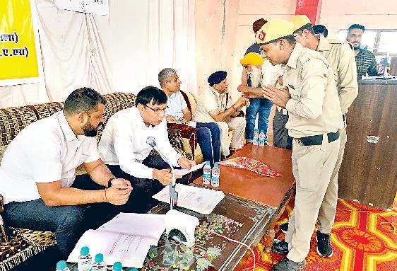 तेपला में रात्रि ठहराव, ग्रामीणों ने 25 शिकायतें दर्ज करवाई