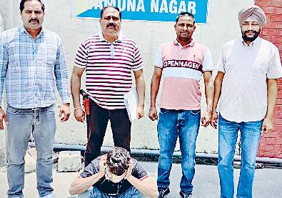 चोरों ने तीन स्थानों को बनाया निशाना