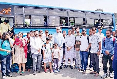 लोगों से संवाद व अनुभवों ने यात्रा को बनाया अविस्मरणीय