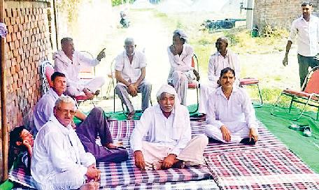 रेत कारोबारी को कब्जा दिलवाने का मामला गर्माया