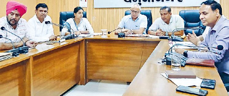 मानसून से पहले डीच ड्रेन और नालों की सफाई का कार्य करें पूराः ढुल