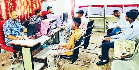 आईटीआई होली में दाखिले को लेकर युवाओं में उत्साह