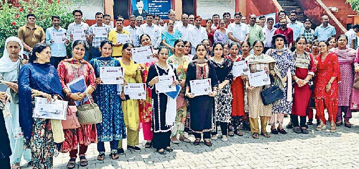 प्रारंभिक साक्षरता बच्चों की शैक्षणिक यात्रा की सबसे मजबूत होती है नींवः गुप्ता