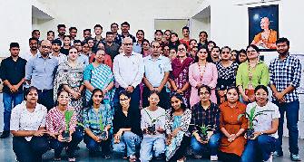 पोस्टर मेकिंग प्रतियोगिता में सुधांशु कोमल, सारिका व चिराग रहे प्रथम