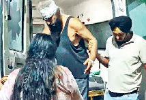 झगड़ रहे बच्चों को रोकने गए व्यक्ति पर तीन भाइयों ने किया ईंटों से हमला
