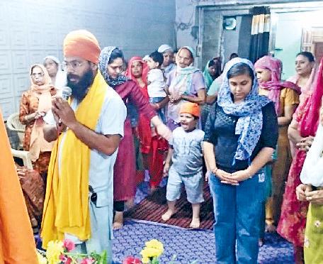 गुरू अर्जन देव को शहीदी दिवस पर श्रद्धांजलि दी