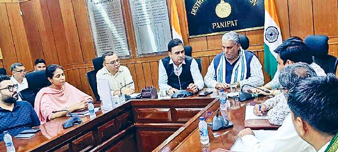 हर गांव में पंचायत भवन बनाना सरकार की प्राथमिकता : कृष्ण लाल पंवार