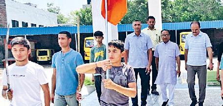 भारत विश्व की तीसरी आर्थिक शक्ति बनने की ओर अग्रसर : रणदीप आर्य
