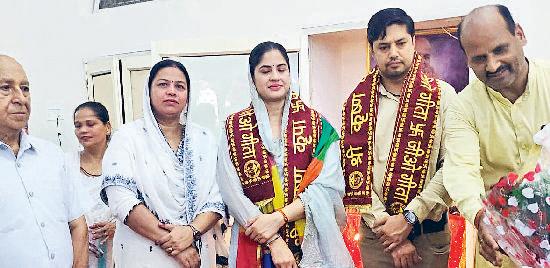 बच्चों को सनातन संस्कार जरुरी देंः मेयर