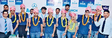 अर्थ गांधी की सफलता से चमका करनाल नीट परीक्षा में 51 छात्रों ने लहराया परचम