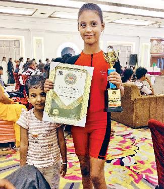 योग प्रतियोगिता में छठी कक्षा की अन्वी गुप्ता ने पाया दूसरा स्थान