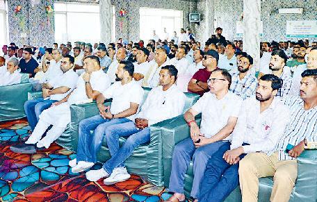 फसल बीमा योजना का लाखों किसानों को लाभ