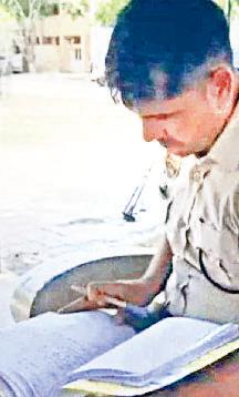 झूला बना फंदा, मासूम की दम घुटने से मौत