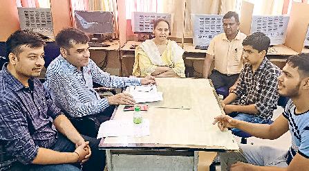 कंपनियों में स्किल्ड कर्मचारियों की डिमांड बरकरार, दर्जनों हुए शॉर्टलिस्ट
