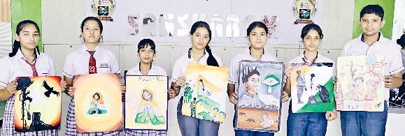 विद्यार्थियों ने 18-चित्रों के माध्यम से दर्शाया देश प्रेम