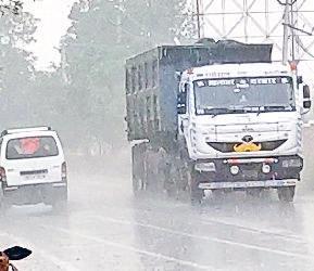 बरसात ने दी गर्मी से आंशिक राहत