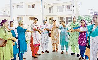 बहुउद्देश्यीय महिला स्वास्थ्य कर्मचारी संघ की जिला प्रधान बनी मनीषा