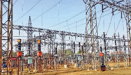 भीषण गर्मी में बढ़ रही बिजली खपत