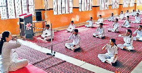 हैप्पी स्कूल में लगाया प्रशिक्षण शिविर