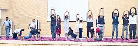 पीजी कॉलेज में अंतर राष्ट्रीय योग दिवस के लिए योग प्रोटोकॉल ट्रेनिंग आयोजित