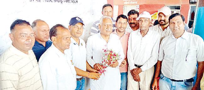 दैनिक हरिभूमि का विश्व तंबाकू निषेध दिवस पर हस्ताक्षर अभियानः युवाओं को तंबाकू से दूरी बनाने की पहल