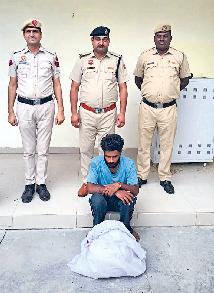 पुलिस ने 9 किलो 394 ग्राम चूरा पोस्त किया बरामद, एक आरोपी गिरफ्तार