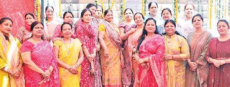 महेश चंद संघी की स्मृति में पुत्रों ने किया सेवा कार्य मंदिर में शीतल जल कुटीर वाटर हट का निर्माण