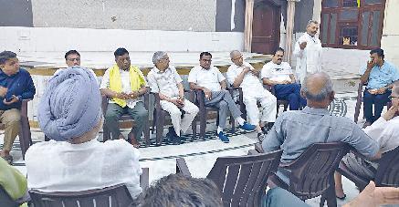 स्वर्गाश्रम के सुधार को कमेटी बनी, 25 सदस्य किए शामिल