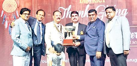 रोटरी डिस्ट्रिक्ट अवार्ड समारोह में नारनौल क्लब को रनिंग ट्रॉफी प्रधान विनोद चौधरी को मिला एलीट अवार्ड सम्मान