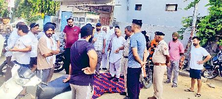 पेयजल किल्लत पर लोगों ने रोड जाम किया, तुरंत सप्लाई शुरू