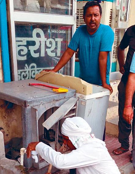 पानी की बर्बादी करने वालों के खिलाफ कार्रवाई