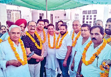 आजाद सचदेवा बने अरोड़वंश महासभा के प्रधान