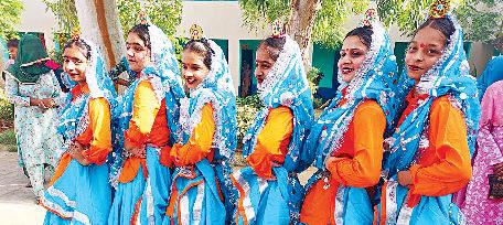 बेटी बचाओ, बेटी पढाओ का दिया संदेश