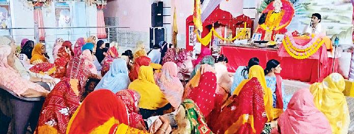 भजन कीर्तन का मार्ग ही उत्तम मार्गः कथाव्यास तिवाड़ी