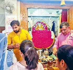 निर्जला एकादशी पर शहर में 105 जगह लगी मीठे पानी की छबीलें, ब्राह्मणों के घर दान करने वालों की लगी कतारें