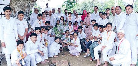 बच्चों ने क्विज में दिखाई प्रतिभा