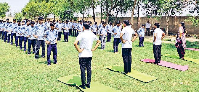 योगयुक्त, नशामुक्त भारत बनाने का संकल्प ले हर भारतीय : अनिल