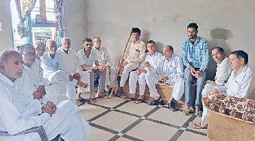 किसानों को समस्याओ के समाधान के लिए सड़कों पर उतरकर आवाज करनी होगी बुलंद : विष्णुदत्त