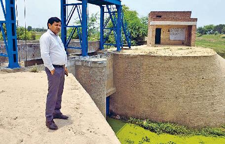 संभावित बाढ़ से बचाव के पुख्ता प्रबंध करने के निर्देश