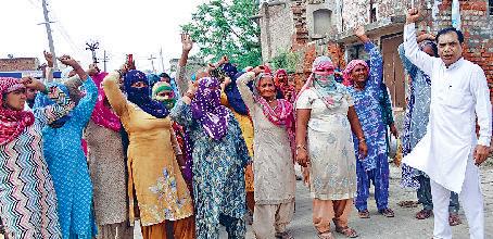 सरसों तेल के रेट बढ़ाने का विरोध