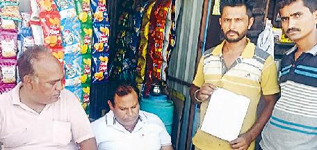 नपा ने पॉलीथिन बेचने वालों के काटे चालान
