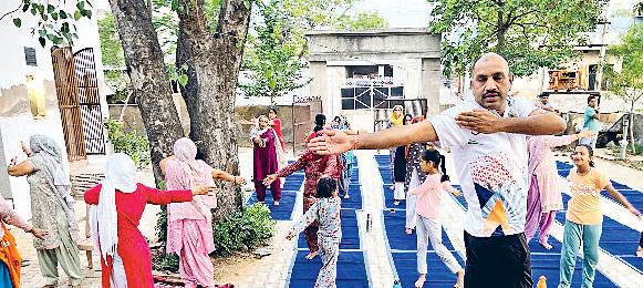 सम्पूर्ण रूप से स्वस्थ रहने के लिए प्रतिदिन योगाभ्यास करना आवश्यकः डा. युद्धवीर