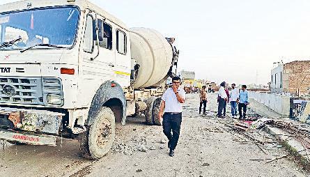 एसडीएम ने कोसली आरओबी का किया निरीक्षण