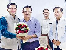 सीडीएलयू के कुलपति बनने पर प्रो. विजय कुमार का आईजीयू में सम्मान