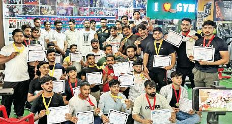 पॉवरलिफ्टिंग में नंदिनी चुनी गई स्ट्रांग विमेन